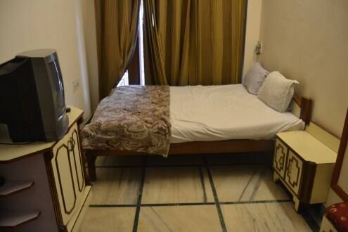 Hotel Shivam, Kota 3